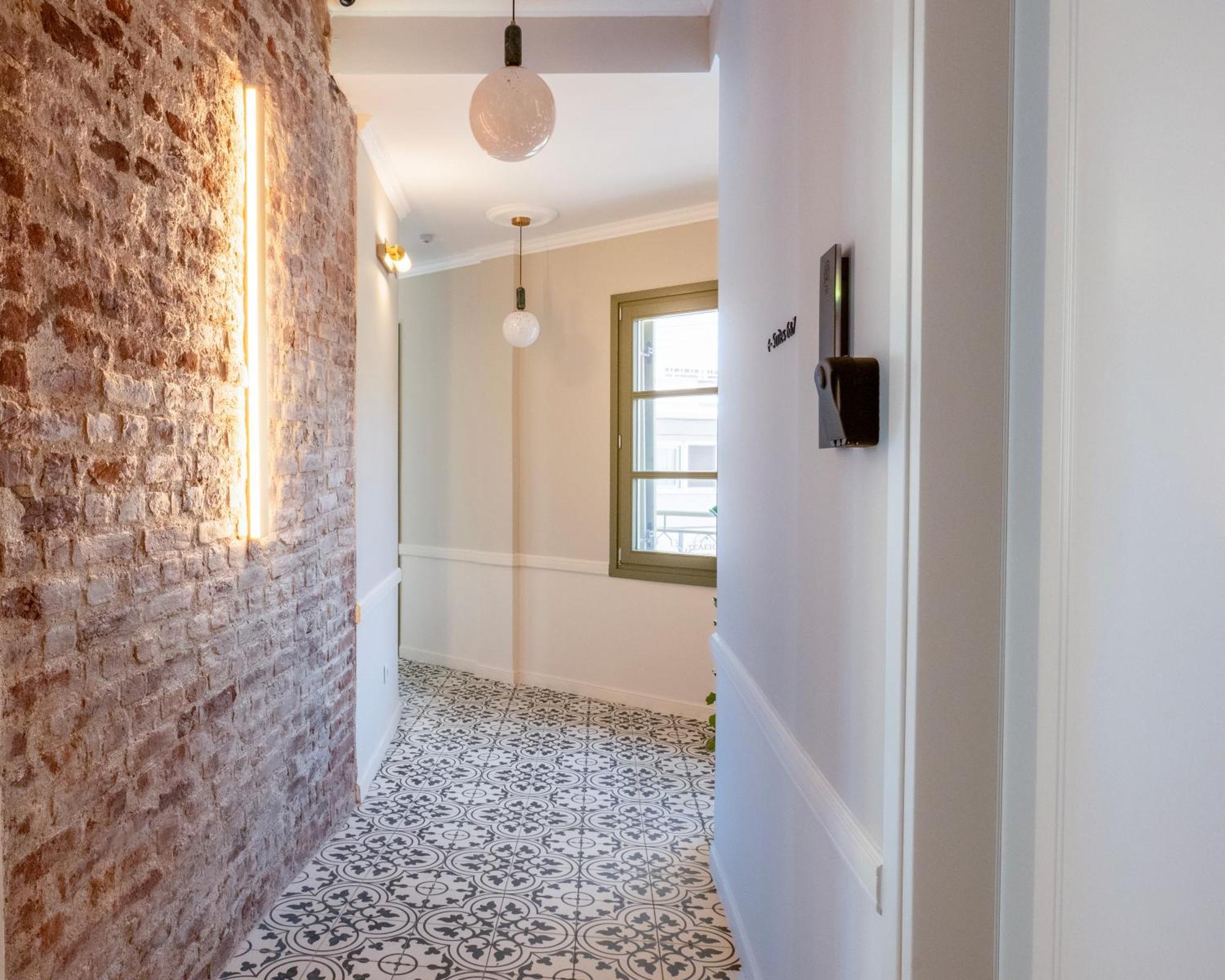 Atlas Boutique Suites Kavala Exterior photo